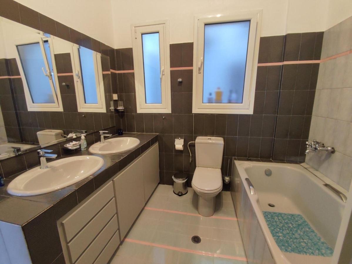 Dr. J. Spon Apartment Nafpaktos エクステリア 写真